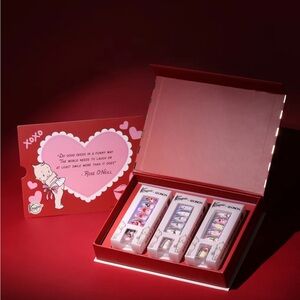 NEVER HAVE I EVER Nails Kewpie x ONCH Love Edition Gift Box